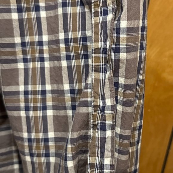 Field & Stream Shirt Mens Plaid Long Sleeve Collared Button Down with Swiss tabs - Picture 2 of 10